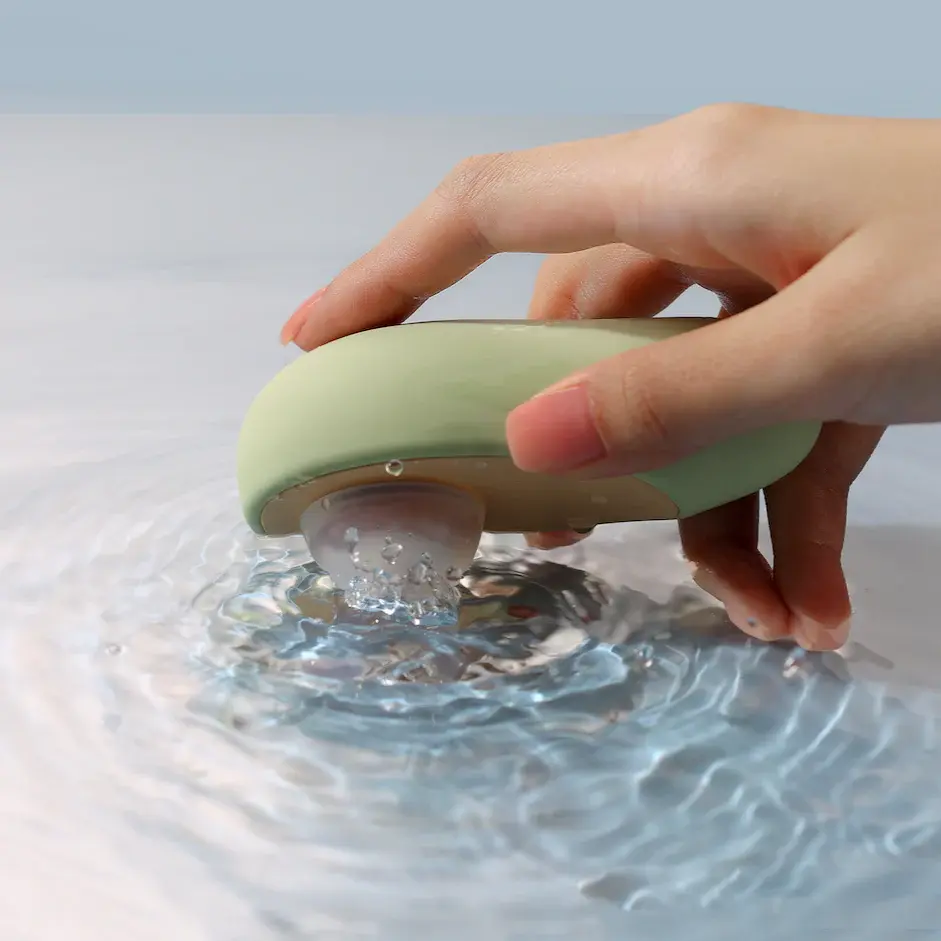 cucupie-avocado-shape-mini-massager-usb-rechargeable-8-intensity-levels-ipx6-06 CUCUPIE Avocado Shape Mini Massager USB Rechargeable 8 Intensity Levels Soft Silicone IPX6 Waterproof Green
